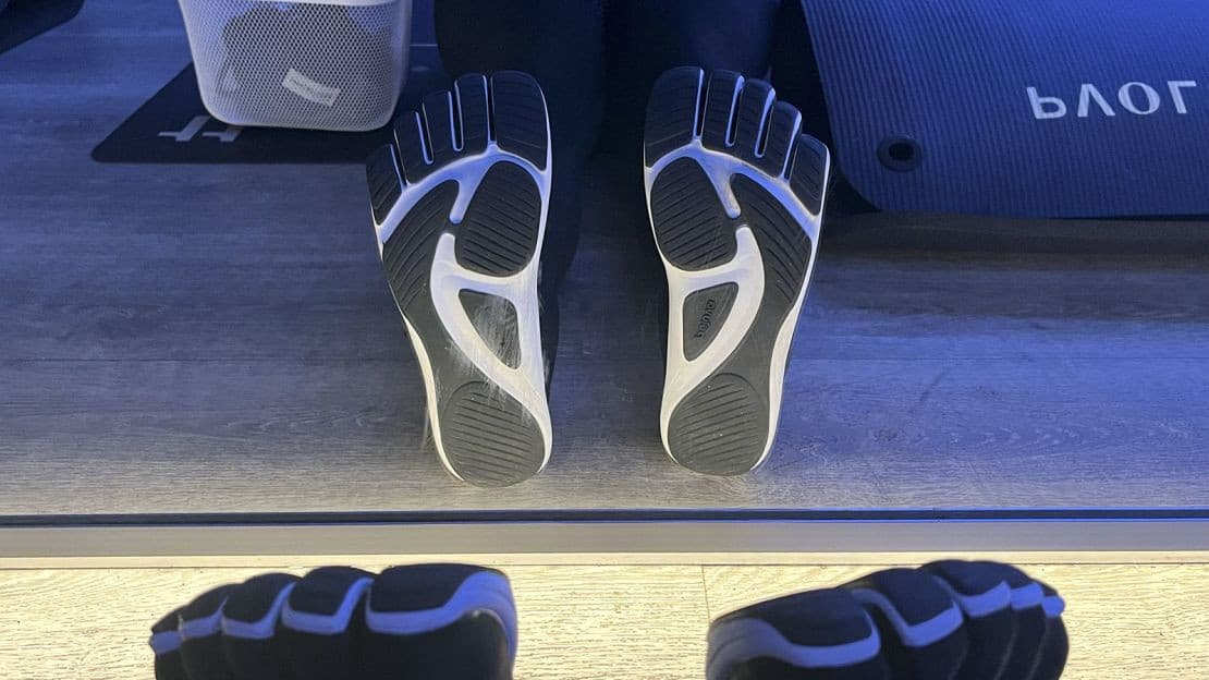 Peluva Footwear Review – A Barefoot Movement with Modern Style and Function